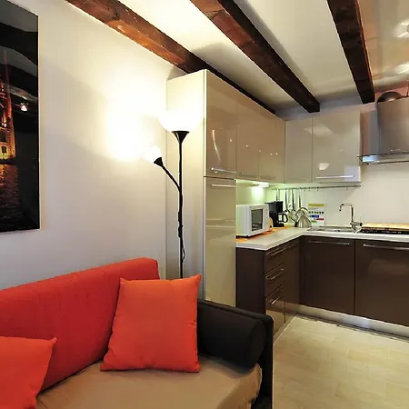Palace La Vida Apartments By Wonderful Italy-2