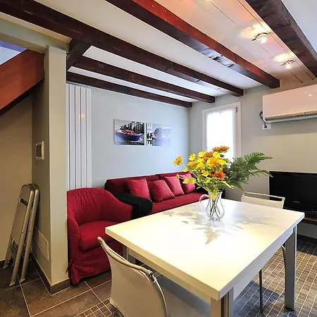 Palace La Vida Apartments By Wonderful Italy-2